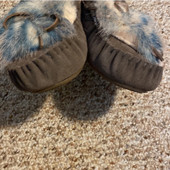 EMU Australia Moccasins / Slippers - Picture 9 of 9